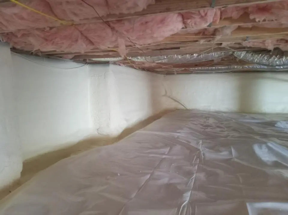 Crawl space encapsulation with closed-cell spray foam for Roof Maintenance in Barstow